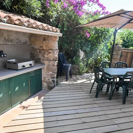 Holiday home Maison Paj